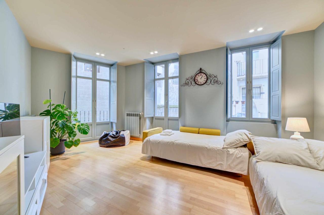 Apartamento El Rincon Del Chupinazo Pamplona Ngoại thất bức ảnh
