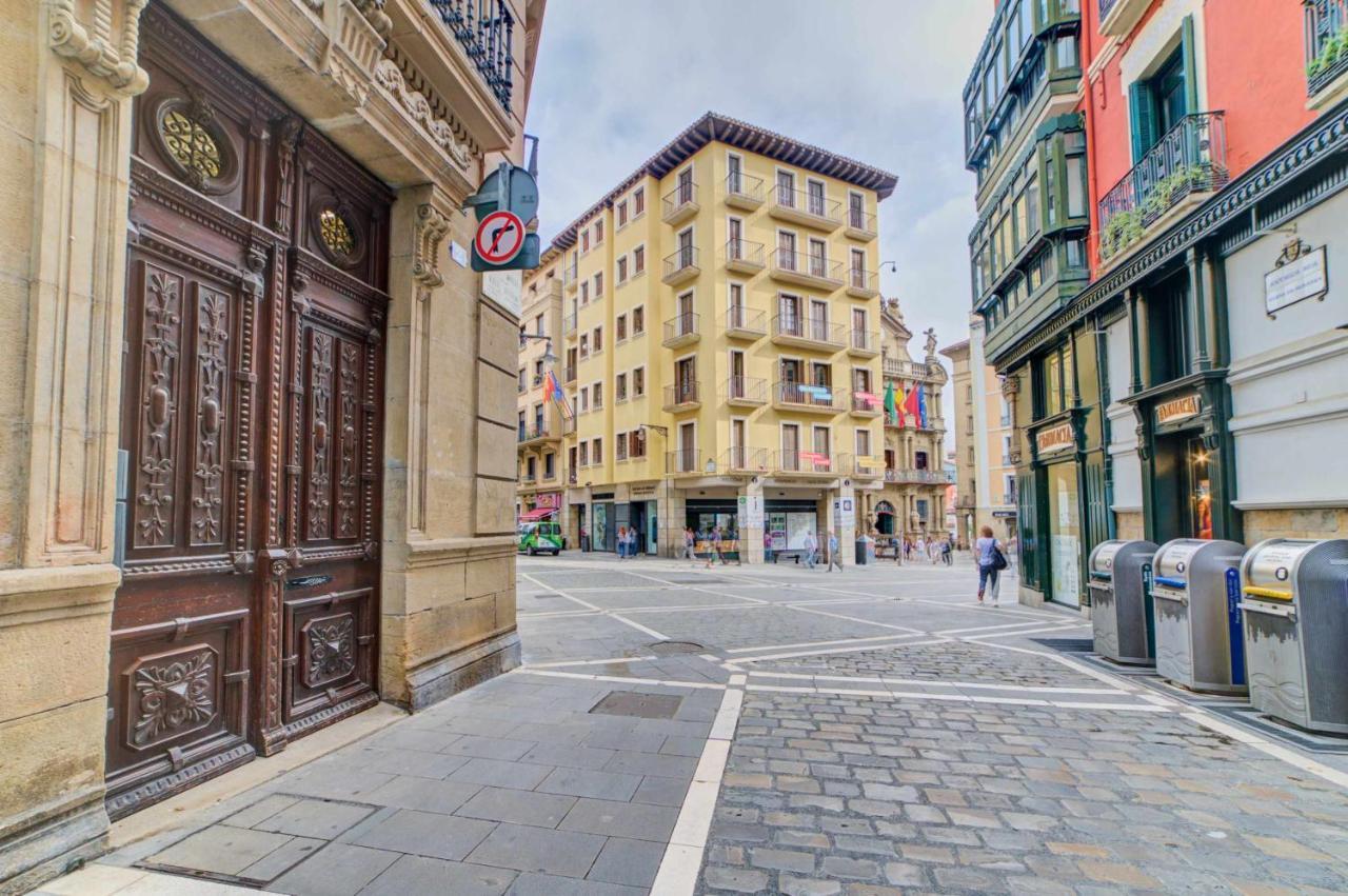 Apartamento El Rincon Del Chupinazo Pamplona Ngoại thất bức ảnh