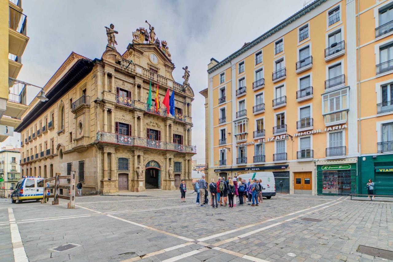 Apartamento El Rincon Del Chupinazo Pamplona Ngoại thất bức ảnh